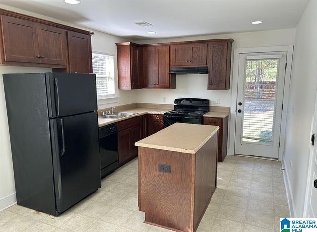 9396 HOFFMAN PLACE, Warrior, AL 35180