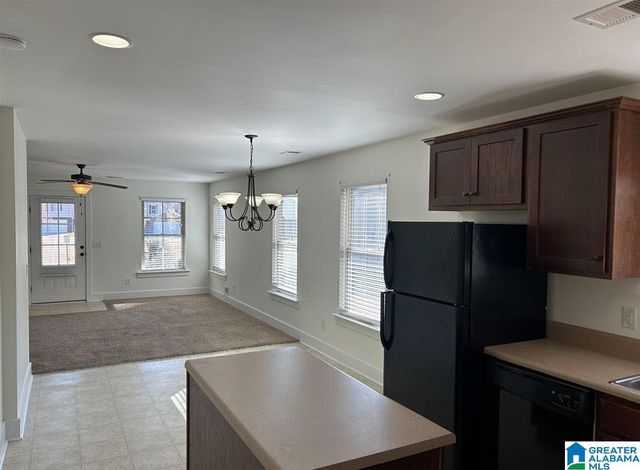 9396 HOFFMAN PLACE, Warrior, AL 35180