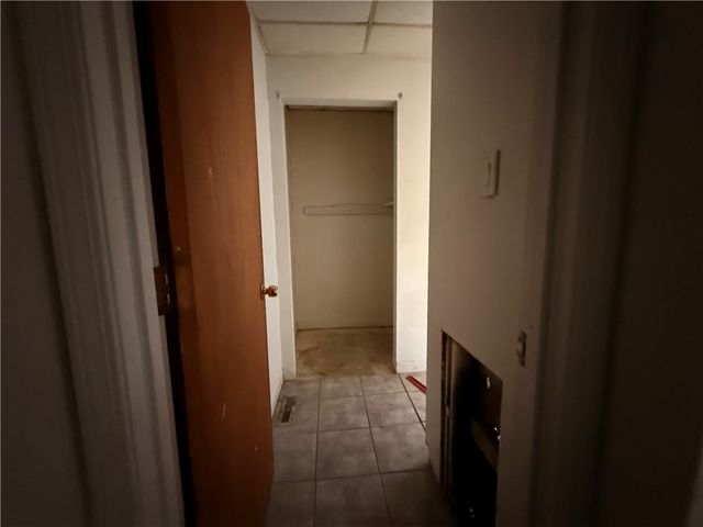 404 E Locust St, City Of But Ne, PA 16001