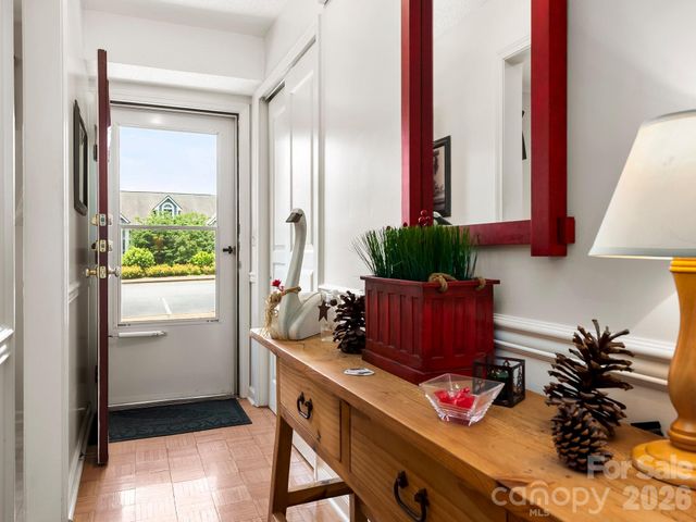 2903 Sagamore Lane, Asheville, NC 28806