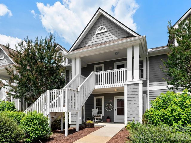 2903 Sagamore Lane, Asheville, NC 28806