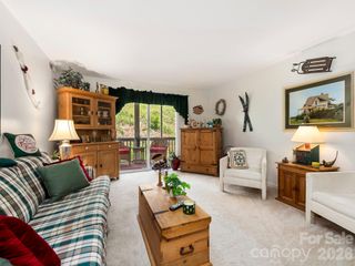 2903 Sagamore Lane, Asheville, NC 28806