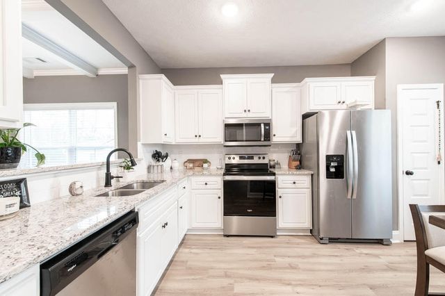 286 Pine Street, Gloverville, SC 29828