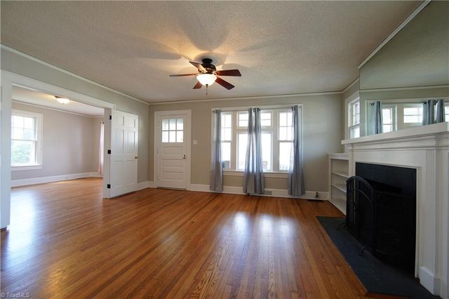 1500 W Academy Street, Winston-salem, NC 27103