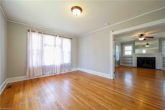 1500 W Academy Street, Winston-salem, NC 27103