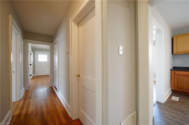 1500 W Academy Street, Winston-salem, NC 27103