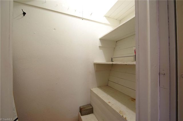 1500 W Academy Street, Winston-salem, NC 27103