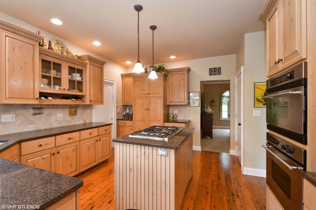 26010 W Airport Road, Minooka, IL 60447