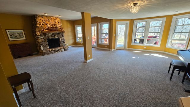 26010 W Airport Road, Minooka, IL 60447