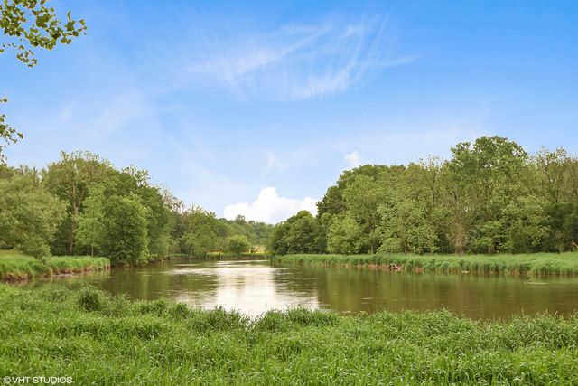 26010 W Airport Road, Minooka, IL 60447