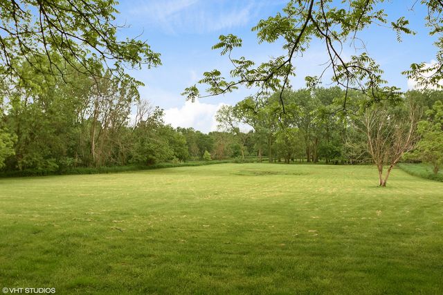 26010 W Airport Road, Minooka, IL 60447