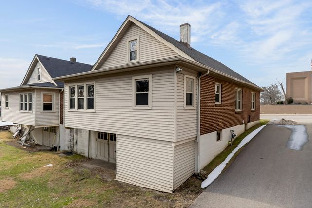 206 S Main Street, Williamstown, KY 41097