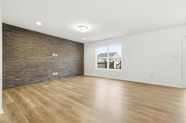 7453 E 120th Avenue, Crown Point, IN 46307