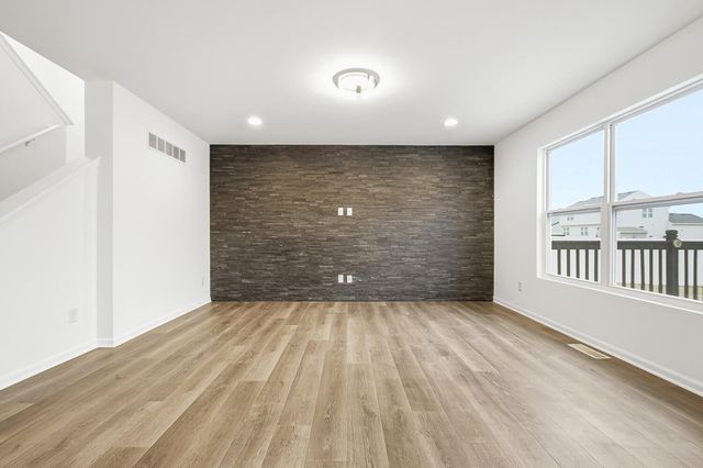 7453 E 120th Avenue, Crown Point, IN 46307