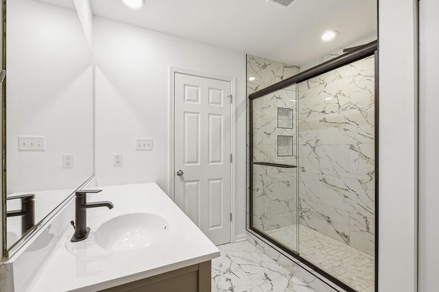 7453 E 120th Avenue, Crown Point, IN 46307