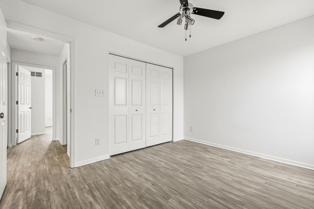 7453 E 120th Avenue, Crown Point, IN 46307