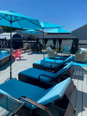 7453 E 120th Avenue, Crown Point, IN 46307