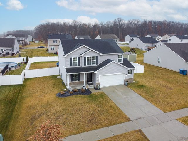 7453 E 120th Avenue, Crown Point, IN 46307