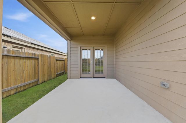 11023 Hillside Creek Drive, Humble, TX 77396