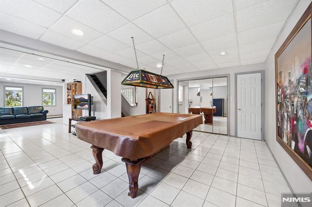 18 Tice Road, West Milford, NJ 07421