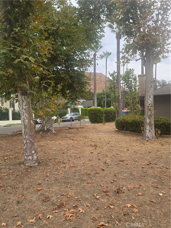 1760 Grandview, Glendale, CA 91201 — photo 2