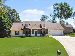 487 Spring Street, Social Circle, GA 30025