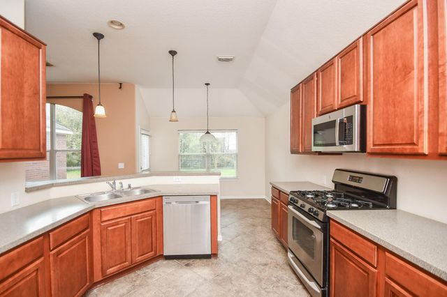 9004 Sunrise Trail, Pearland, TX 77584