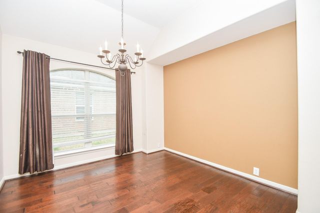 9004 Sunrise Trail, Pearland, TX 77584