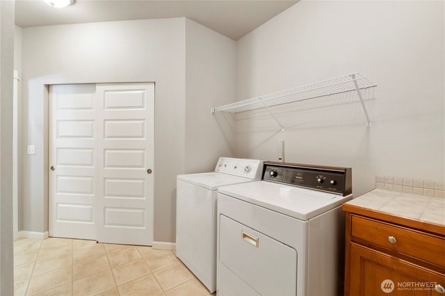 3047 Ridge View Place, Dupont, WA 98327