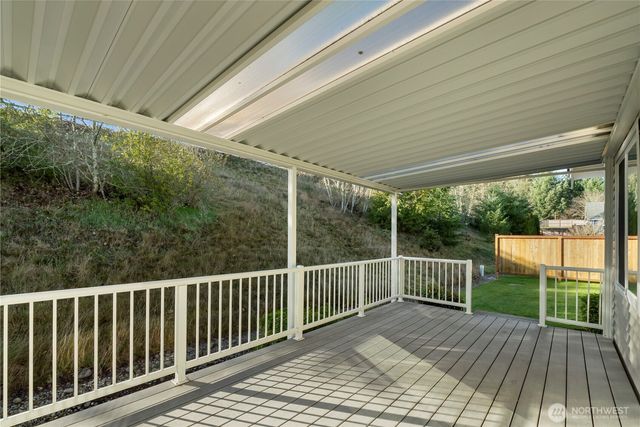 3047 Ridge View Place, Dupont, WA 98327