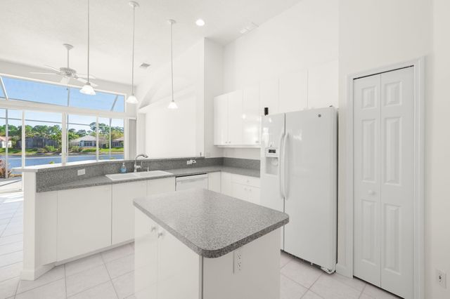 805 SW Marsh Harbor Bay, Port St. Lucie, Port St Lucie, FL 34986