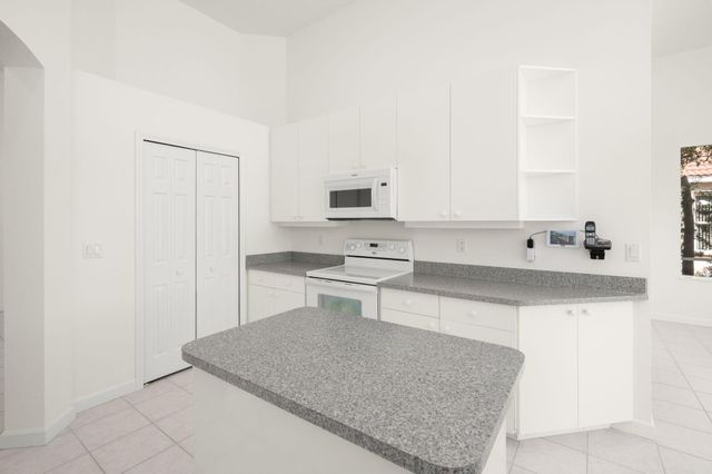 805 SW Marsh Harbor Bay, Port St. Lucie, Port St Lucie, FL 34986