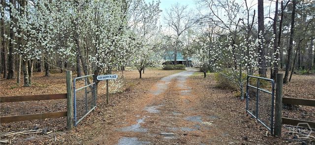 1851 I.G. Lanier Road, Pembroke, GA 31321