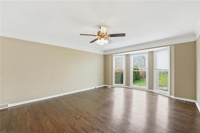 5118 N Monroe Avenue, Kansas City, MO 64119