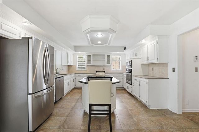 5118 N Monroe Avenue, Kansas City, MO 64119