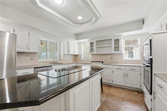 5118 N Monroe Avenue, Kansas City, MO 64119