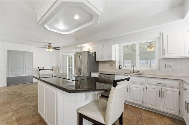 5118 N Monroe Avenue, Kansas City, MO 64119