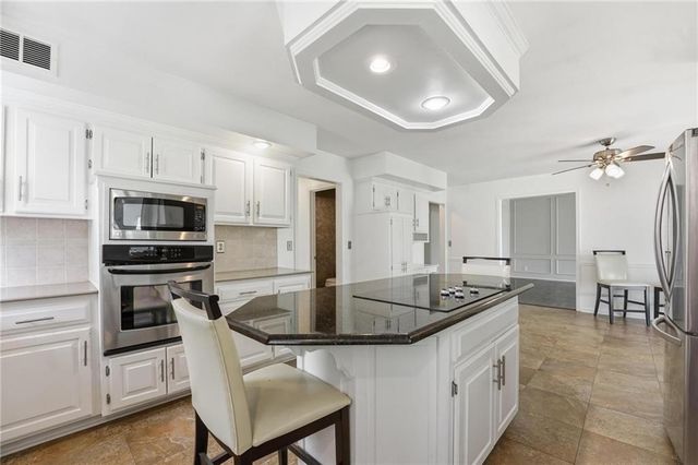 5118 N Monroe Avenue, Kansas City, MO 64119