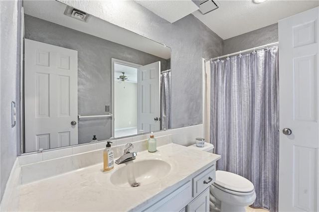 5118 N Monroe Avenue, Kansas City, MO 64119