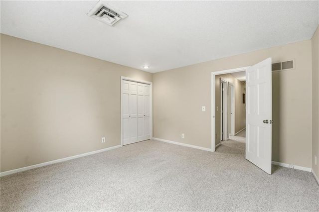 5118 N Monroe Avenue, Kansas City, MO 64119