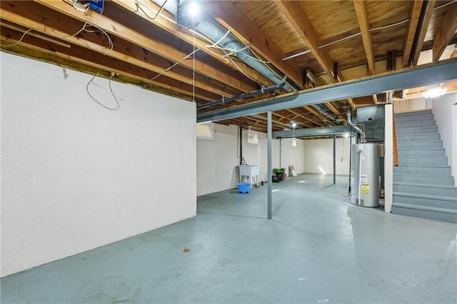 5118 N Monroe Avenue, Kansas City, MO 64119