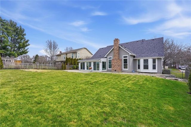 5118 N Monroe Avenue, Kansas City, MO 64119