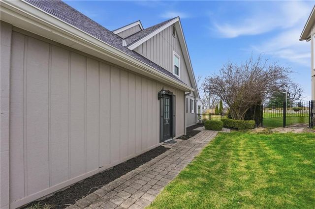 5118 N Monroe Avenue, Kansas City, MO 64119