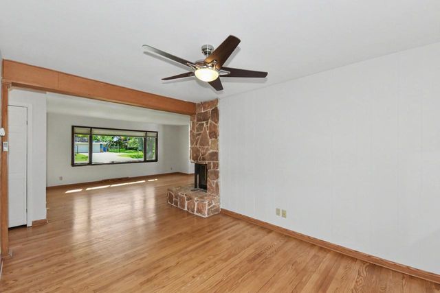 3633 158th STREET, New Berlin, WI 53151