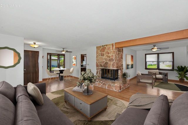 3633 158th STREET, New Berlin, WI 53151