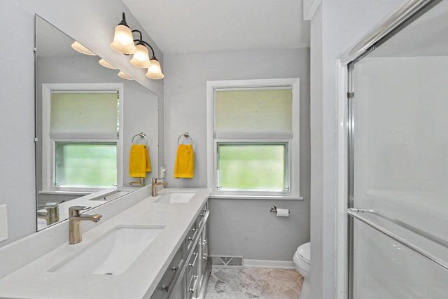 3633 158th STREET, New Berlin, WI 53151