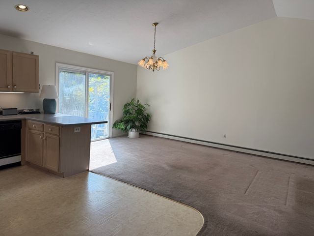 6 Golf Street, Dartmouth, MA 02747