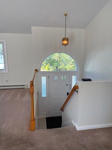6 Golf Street, Dartmouth, MA 02747