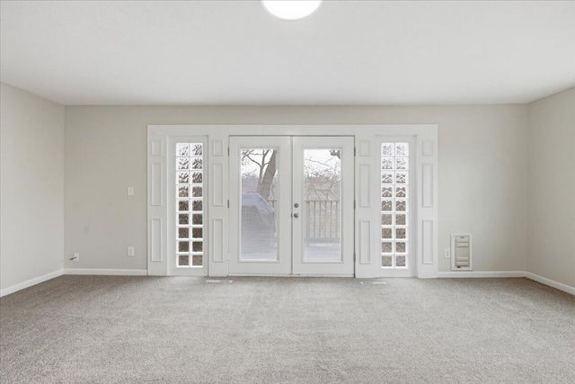 115 DEER Trail, Council Bluffs, IA 51503