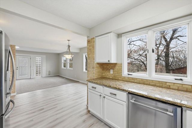 115 DEER Trail, Council Bluffs, IA 51503